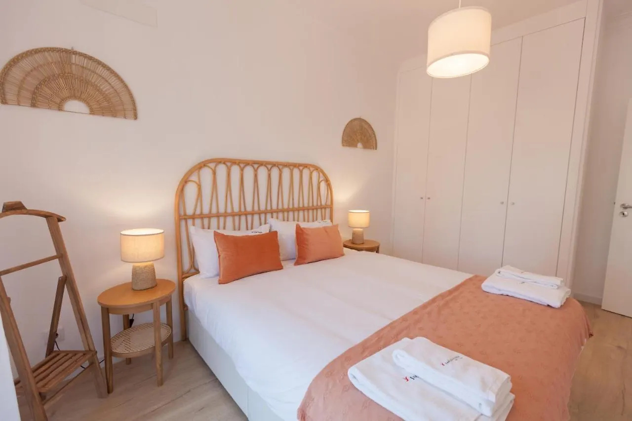 Flh Alcantara Comfy Flat With Balcony Лиссабон Португалия