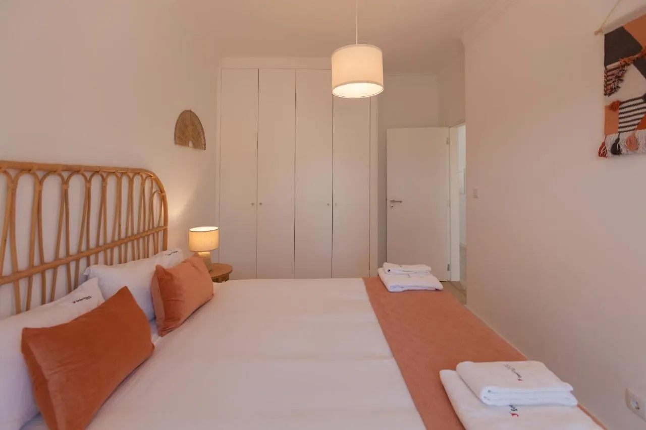 Flh Alcantara Comfy Flat With Balcony Лиссабон Апартаменты