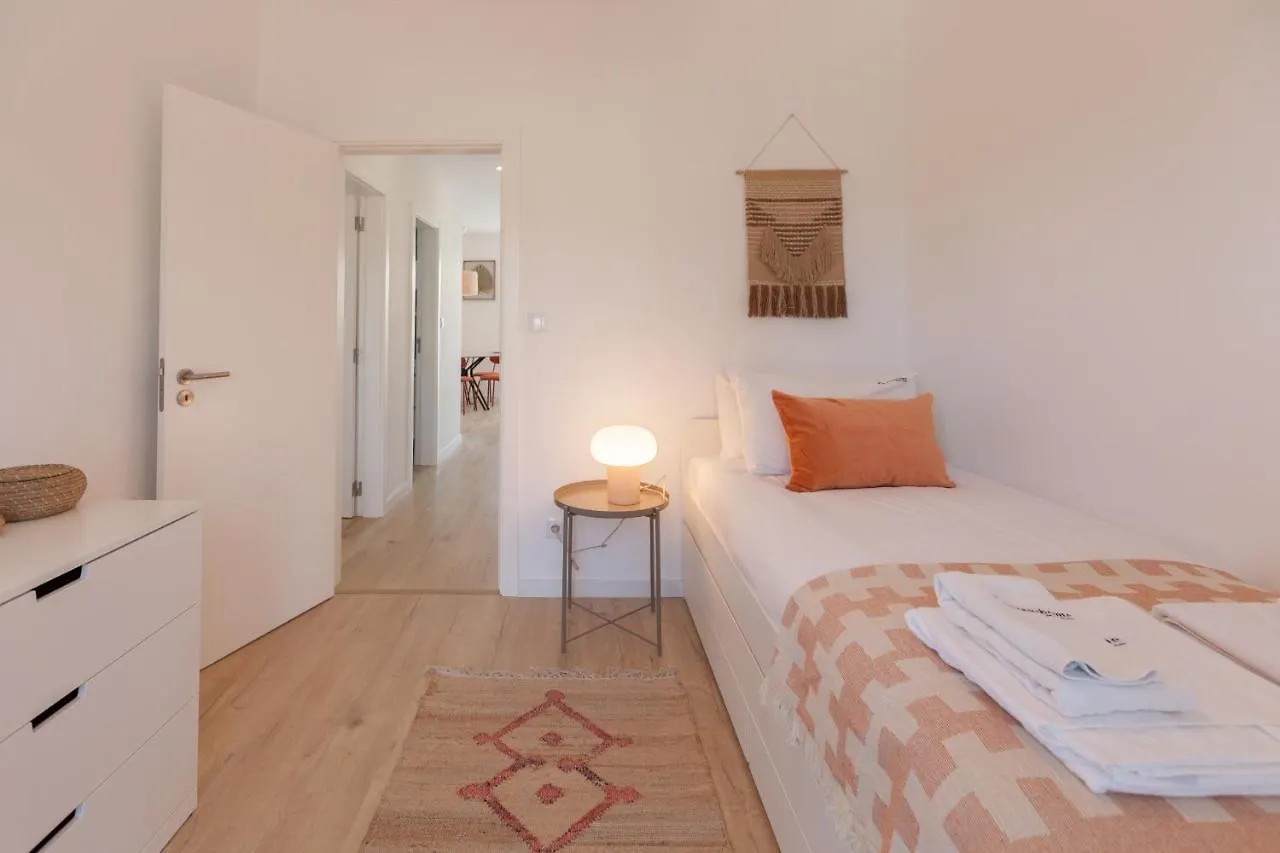 Apartment Flh Alcantara Comfy Flat With Balcony Lisbon